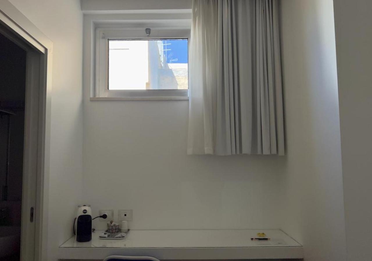 Copacabana Hotel Design マルゲリータ・ディ・サヴォイア 部屋 写真